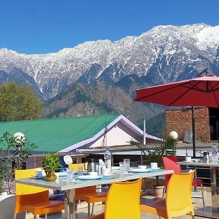 Ess & Bee Resorts Dharamshala Esterno foto