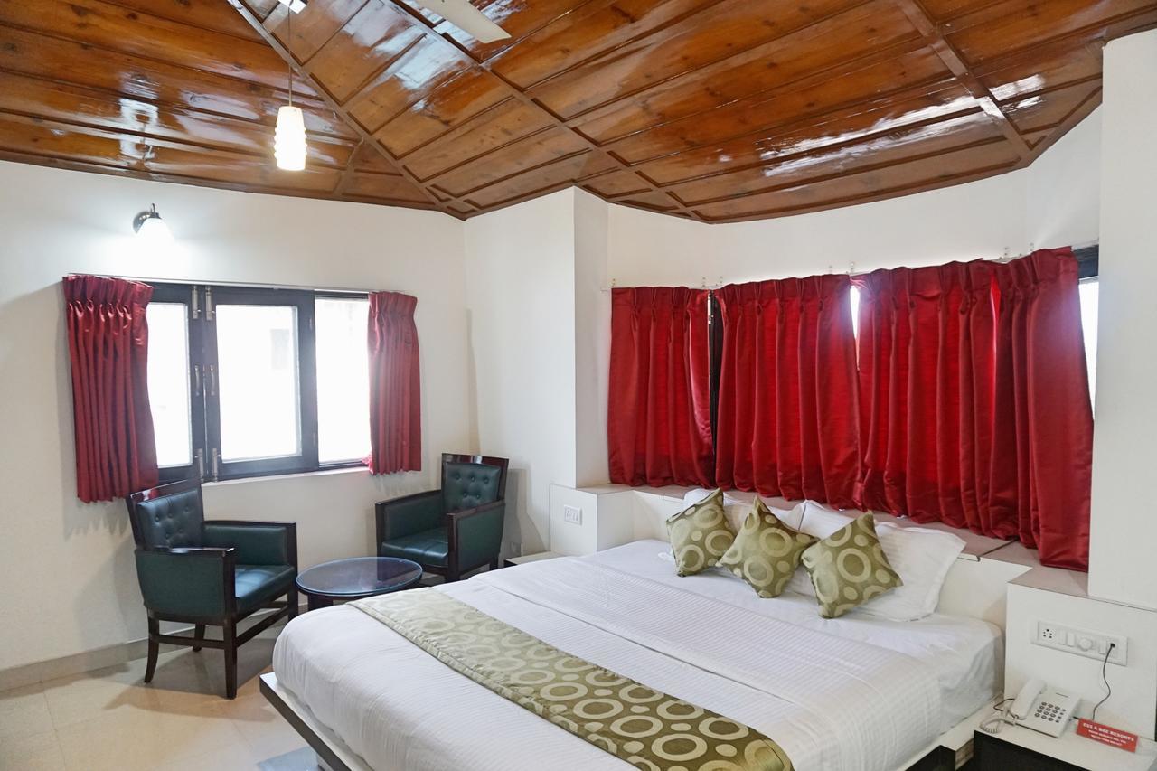 Ess & Bee Resorts Dharamshala Esterno foto