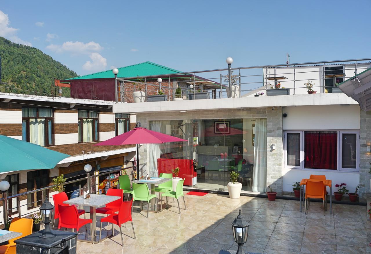 Ess & Bee Resorts Dharamshala Esterno foto